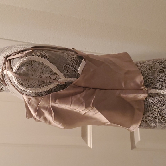 Fore Womens Beige Satin Tie Strap Party Cami Top NWT sz L - Picture 4 of 9